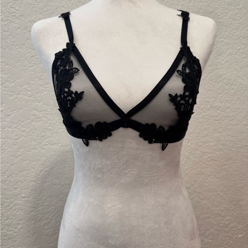 Elegant Black Lace Bralette